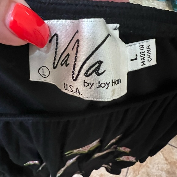 VaVa  ROESIA OFF SHOULDER DRESS (Black), size Large. NWOT. 3 Tier Ruffle - Picture 5 of 8